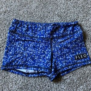 Fleo 3.25” mid rise shorts - small